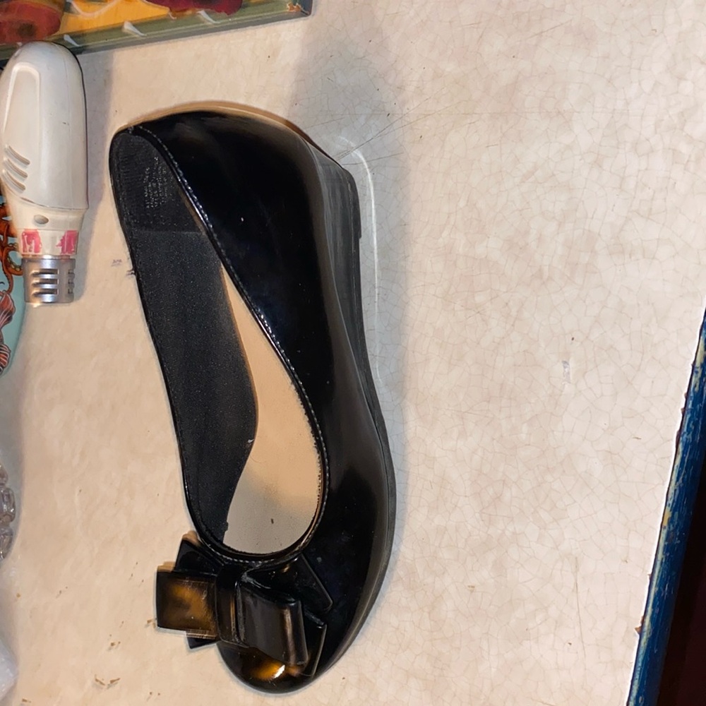 Little girls wedges size 10 1/2